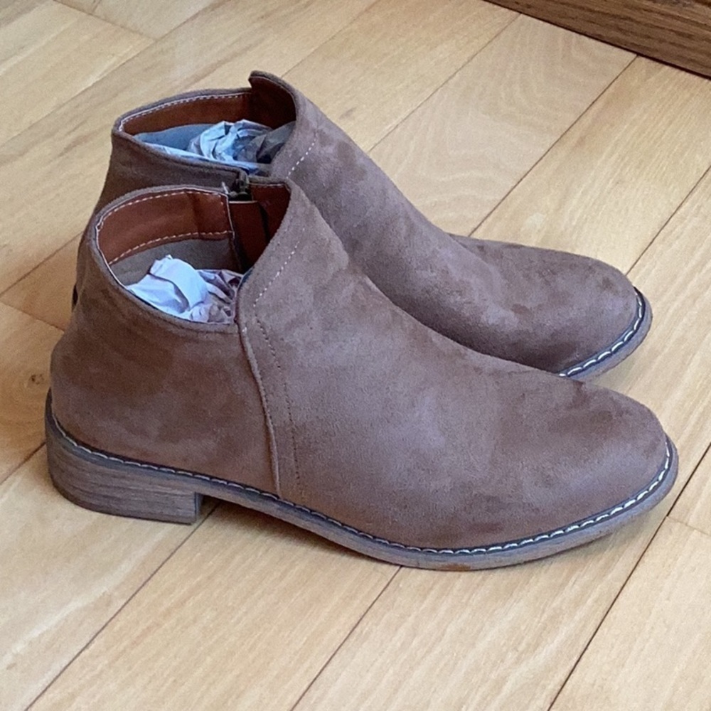 Seven7 Cisco Kid ankle boots, booties. Women’s size 9